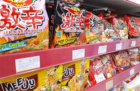 Čínská nudlová polévka