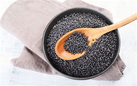 Černá čočka Beluga