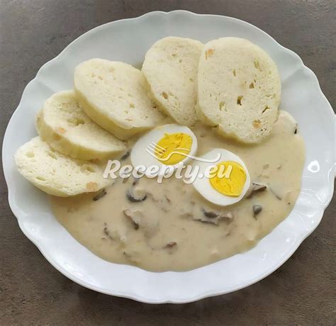 Bílá houbová omáčka