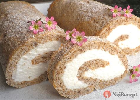 Bezé roláda bez mouky