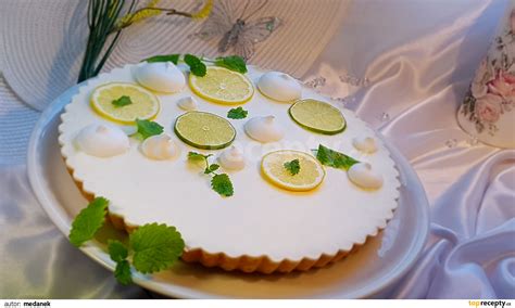 Citronovy kolac s pusinkami