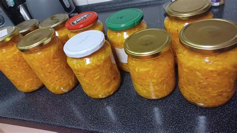 Dýňové zelí ve sklenicích