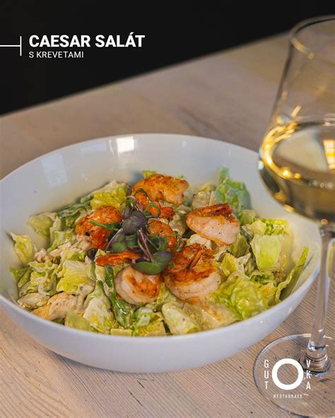 Dva talíře salátu