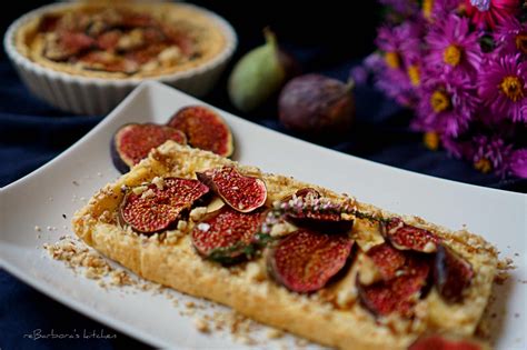 Fíkový koláč s vanilkovým krémem