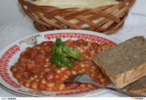 Fazole v rajčatové omáčce