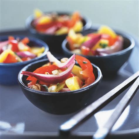 Houbový Salát z Václavek a Červených Paprik