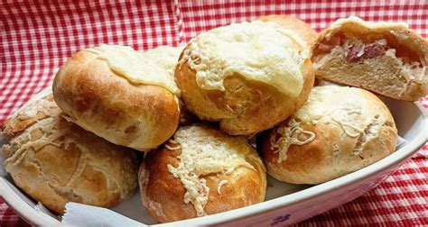 Houska plněná zelím a uzeným masem