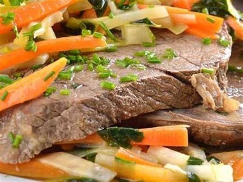 Hovězí maso se zeleninou