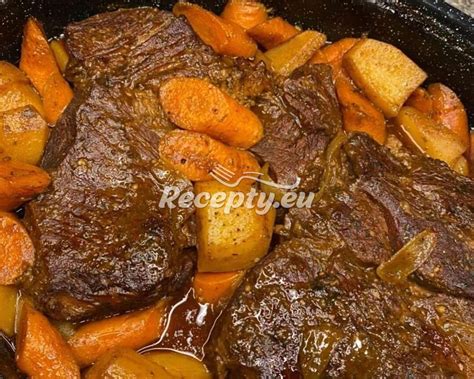 Hovězí pečeně na zelenině