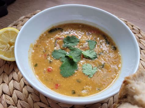 Indická čočková polévka