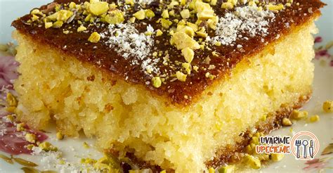 Indický krupicový koláč