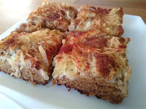 Jablečná buchta z kokosové mouky