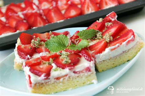 Jahodový koláč s tvarohem