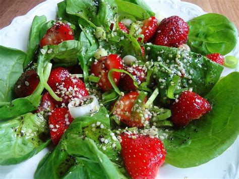 Jahodovo-špenátový salát