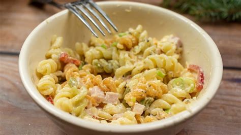 Jednoduchý těstovinový pokrm