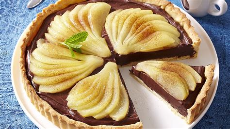 Koláč s hruškami a čokoládou