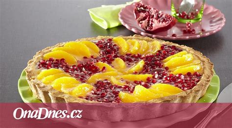Koláč s pomeranči a granátovým jablkem