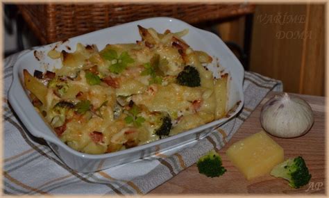 Krémové zapečené těstoviny se šunkou, sýrem a brokolicí