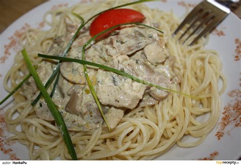 Kuřecí nudličky s žampiony