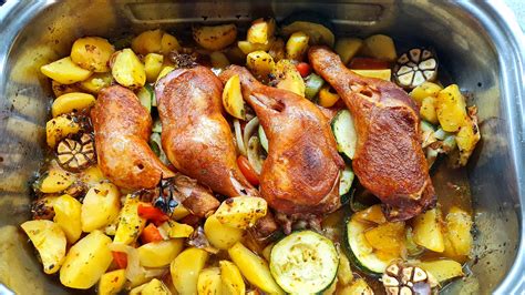 Kuřecí stehna na zelenině