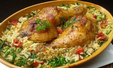 Kuřecí stehno s rýží a zeleninou