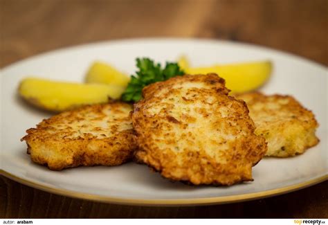 Květákové placky s bramborem a tatarkou