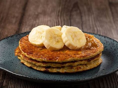 Lívance z ovesných vloček s ovocem