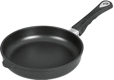 Litinová pánev na indukci