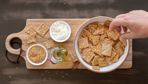 Lněné krekry s parmazánem