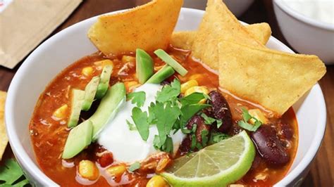 Mexická kukuřičná polévka s kuřetem