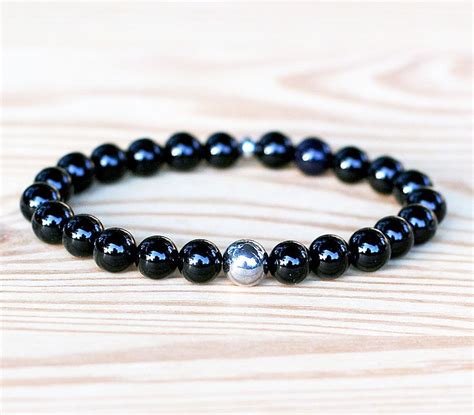 Náramek z achátu, onyxu a hematitu