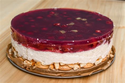 Nepečený ovocný dort