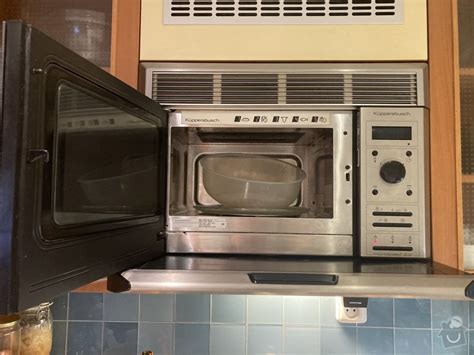 Oprava mikrovlnné trouby