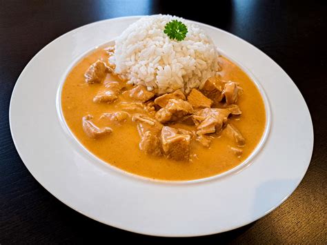 Příprava kuřete na paprice