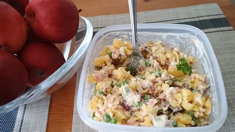 Příprava vlašského salátu