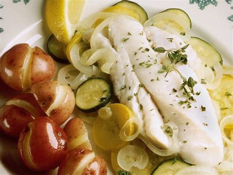 Pečený sumeček africký na zelenině