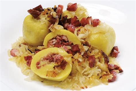 Plněné bramborové knedlíky