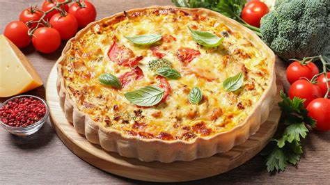 Quiche aux légumes prête à être dégustée