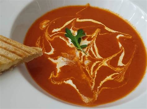 Rajčatová polévka