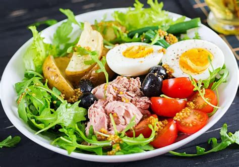 Salát Nicoise