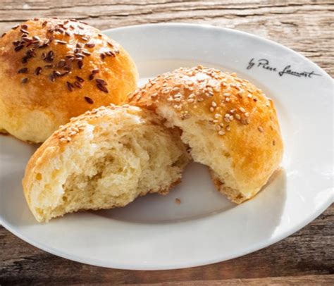 Servírované housky