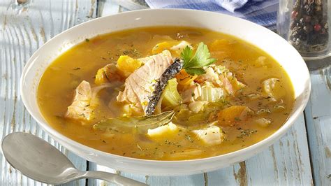 Slavnostní rybí polévka