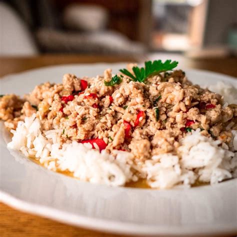 Thajské mleté maso s bazalkou