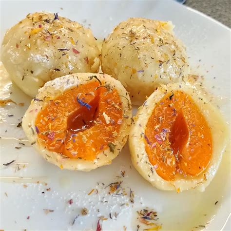 Tvarohové knedlíky s meruňkami