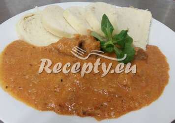 Vepřový guláš se žampiony a smetanou