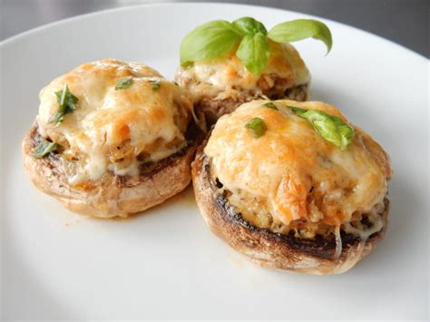 Zapečené žampiony s mletým masem